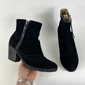 Bussola ankle booties women’s size 8 Anthropologie black leather zip up heeled